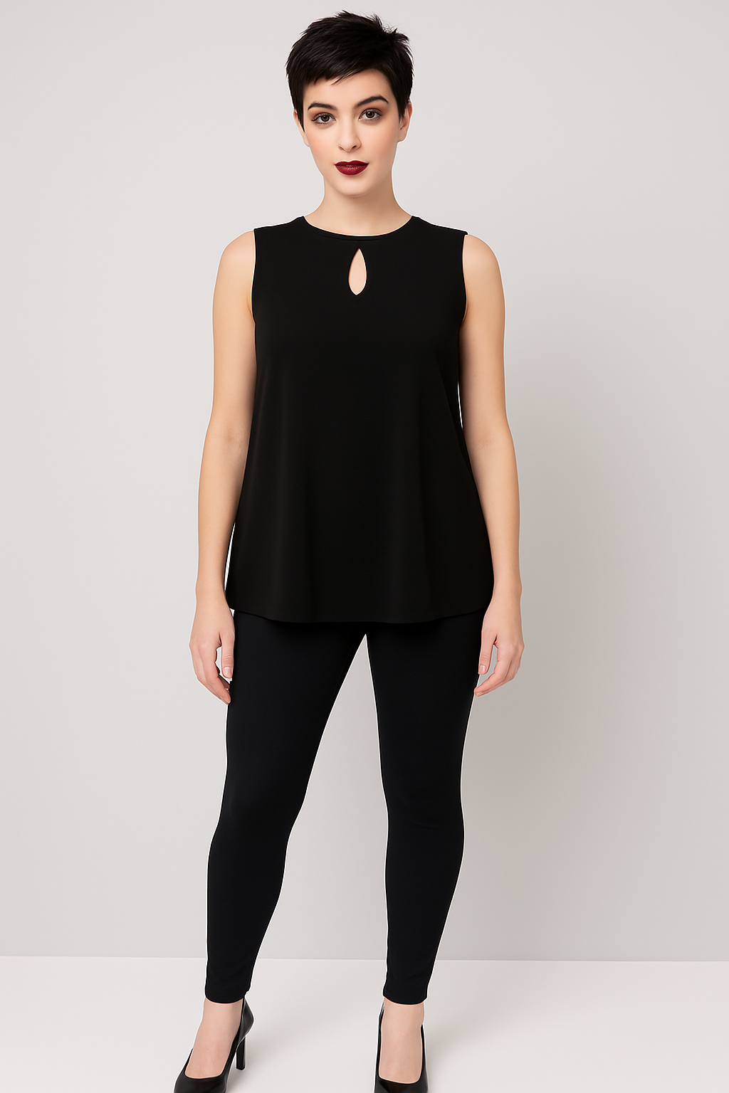 Keyhole Top · Black